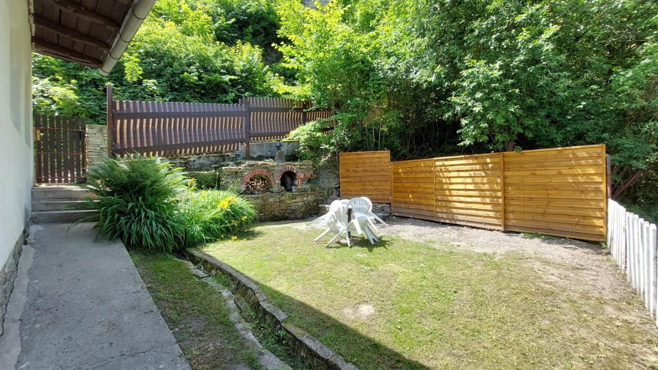 Ubytování Pod Hradbami Nové Město nad Metují Exterior foto